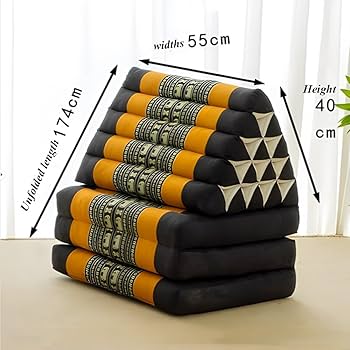 Amazon｜タイの三角マット、 三つ折りタイクッション 背もたれ